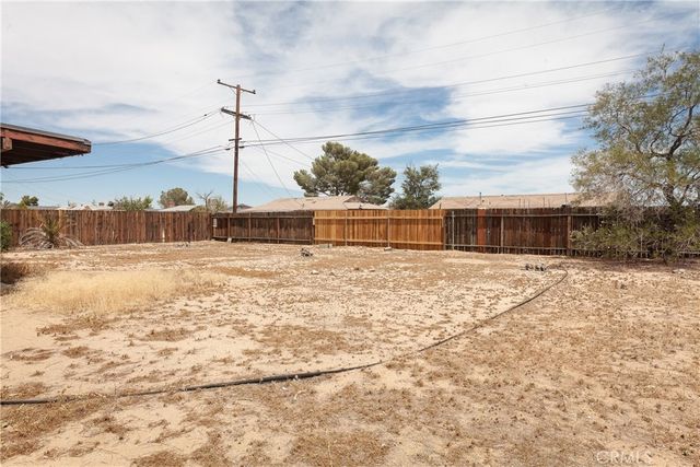 21108 79th, California City, CA 93505