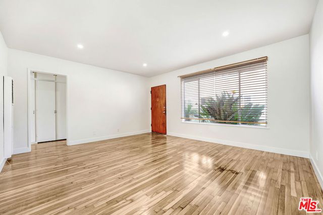 1908 12th Street 1, Santa Monica, CA 90404