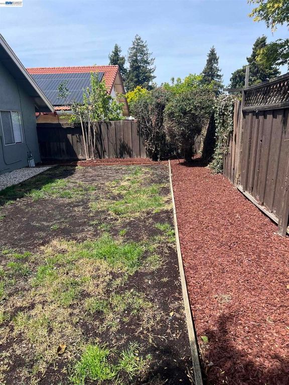 Image 26 of property listing at 4266 Warbler Loop, Fremont, CA 94555