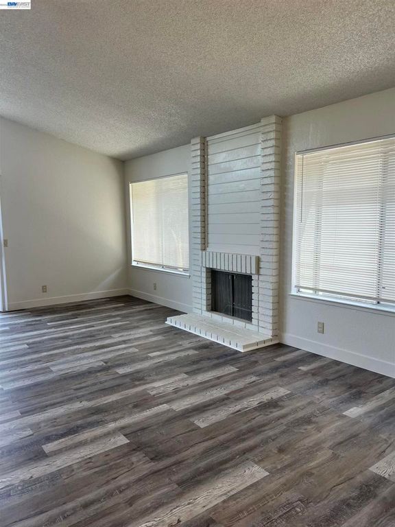 Image 5 of property listing at 4266 Warbler Loop, Fremont, CA 94555