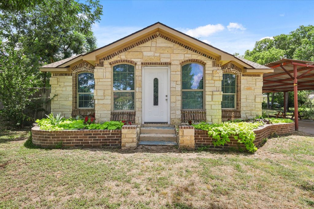 3401 28th Street, Fort Worth, TX 76106