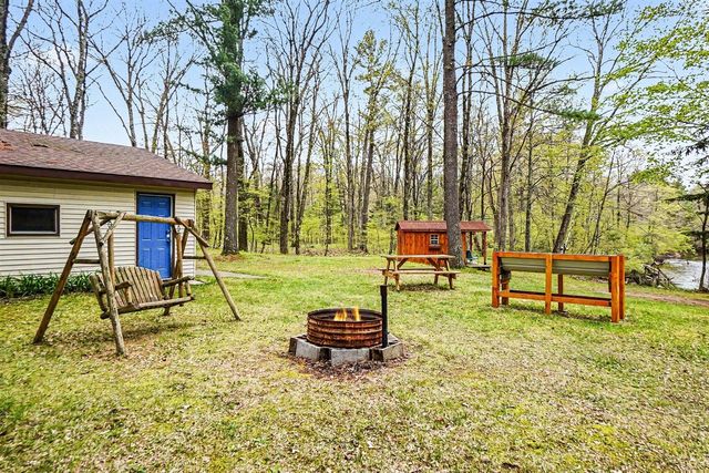 23849 Atikwa Trail, Howard City, MI 49329