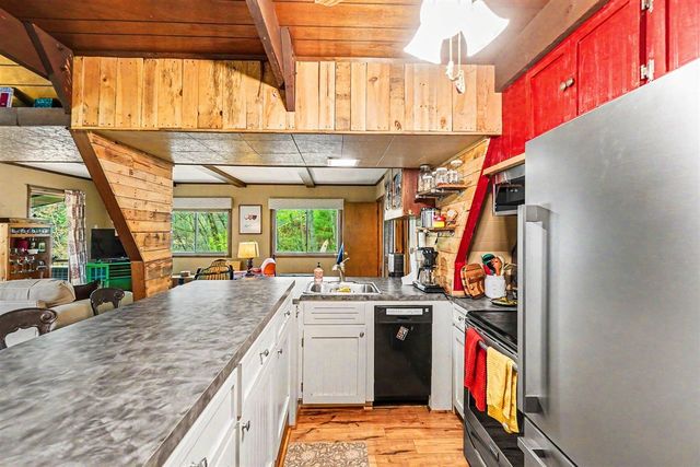 23849 Atikwa Trail, Howard City, MI 49329