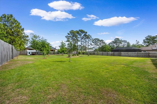 8262 Verano Street, Navarre, FL 32566