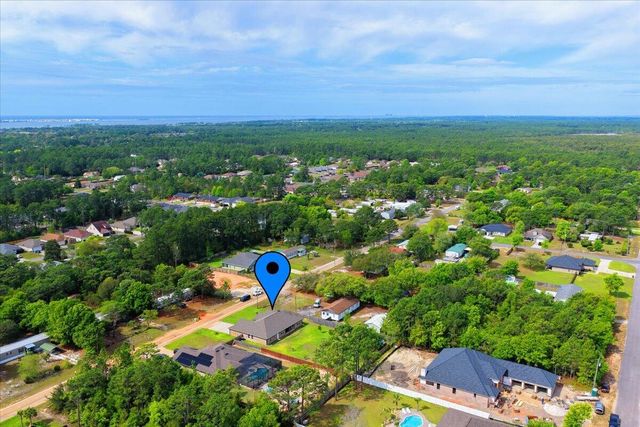 8262 Verano Street, Navarre, FL 32566