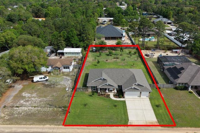 8262 Verano Street, Navarre, FL 32566