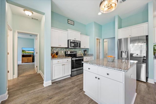 8262 Verano Street, Navarre, FL 32566