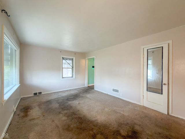 3722 Wallace Avenue, Indianapolis, IN 46218