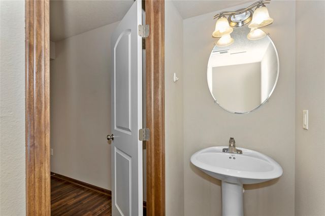 1268 NE 8th Lane, Ankeny, IA 50021