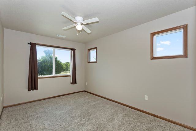 1268 NE 8th Lane, Ankeny, IA 50021