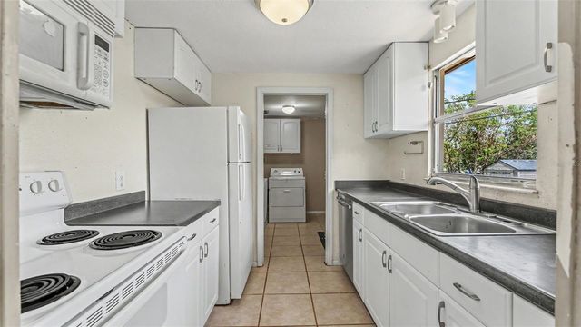 703 W ALAMO DRIVE, Lakeland, FL 33813