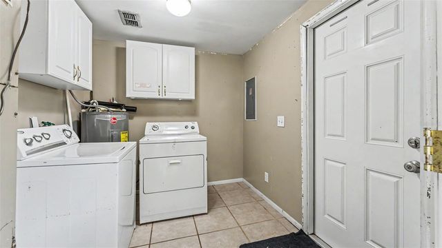 703 W ALAMO DRIVE, Lakeland, FL 33813