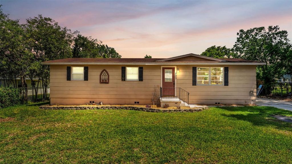 703 W ALAMO DRIVE, Lakeland, FL 33813