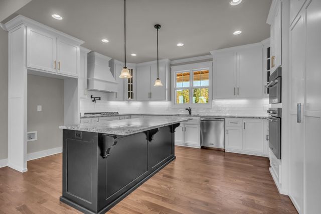 1589 John Sharp Rd, Spring Hill, TN 37174