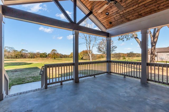 1589 John Sharp Rd, Spring Hill, TN 37174