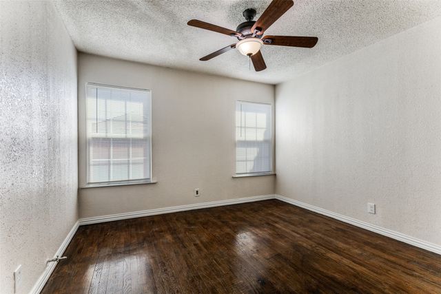 4466 Timothy Road, Fort Worth, TX 76115