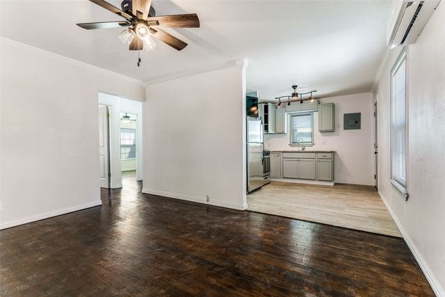 4466 Timothy Road, Fort Worth, TX 76115