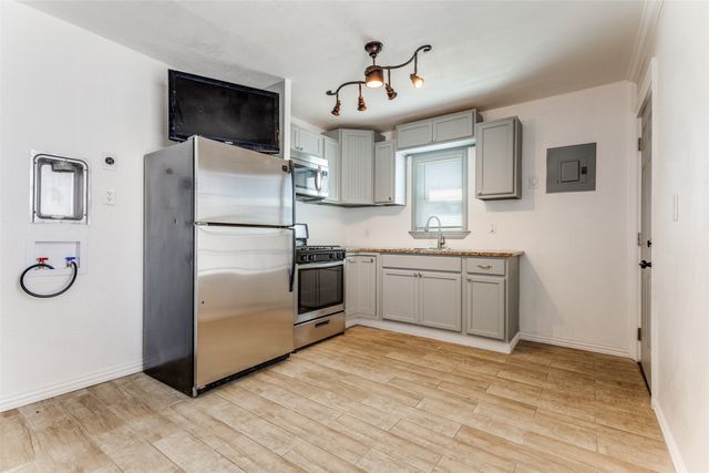 4466 Timothy Road, Fort Worth, TX 76115