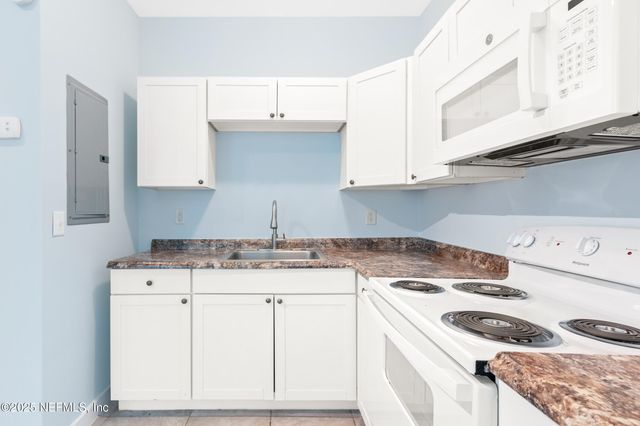 3039 BELDEN Street, Jacksonville, FL 32207