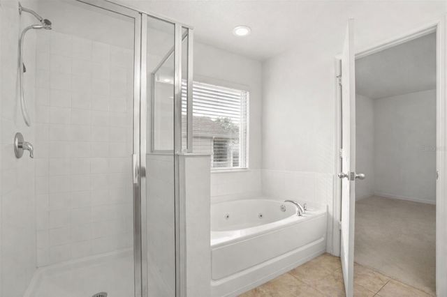 1972 APPALACHEE CIRCLE, Tavares, FL 32778