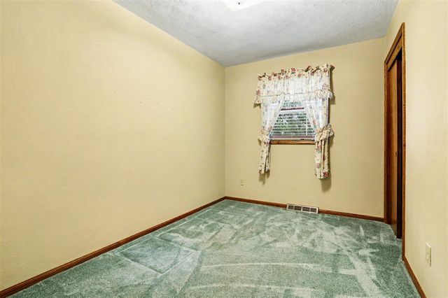 11621 M-216, Marcellus, MI 49067