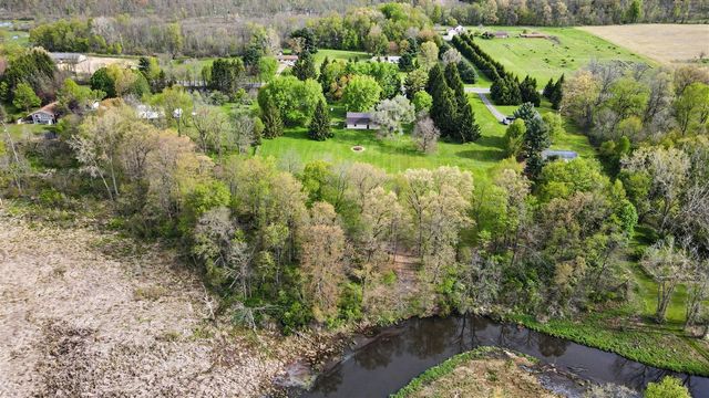 11621 M-216, Marcellus, MI 49067