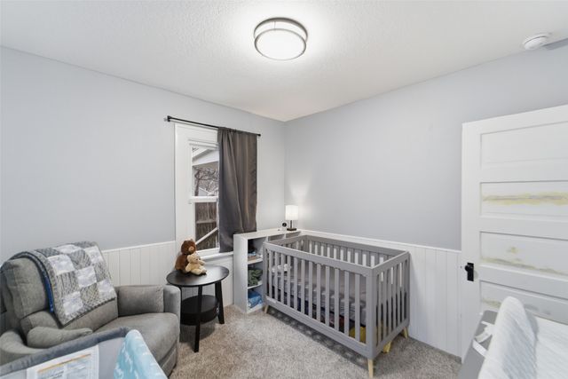 2638 E Grand Avenue, Des Moines, IA 50317