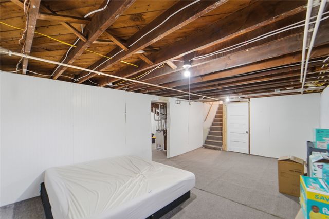 2638 E Grand Avenue, Des Moines, IA 50317