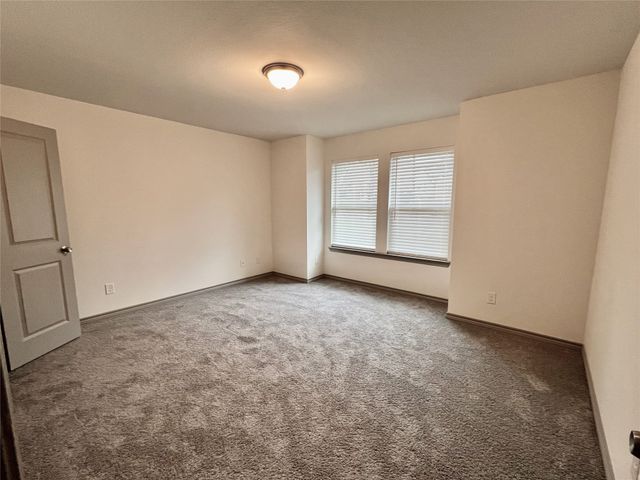 1438 E Waco Avenue, Dallas, TX 75216