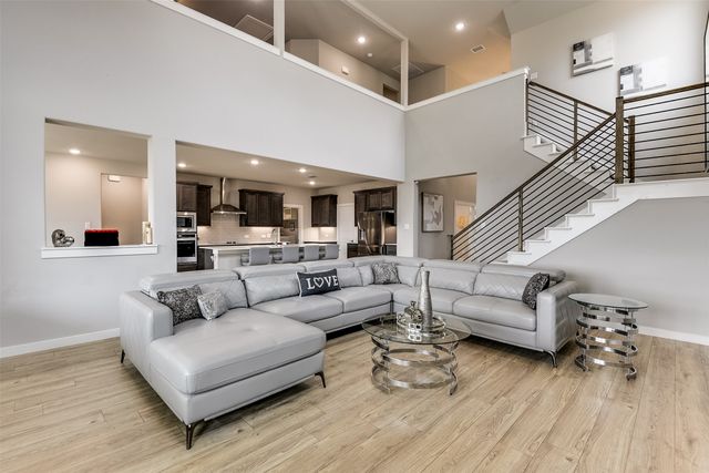 235 Half Moon Drive, Waxahachie, TX 75165