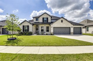 235 Half Moon Drive, Waxahachie, TX 75165