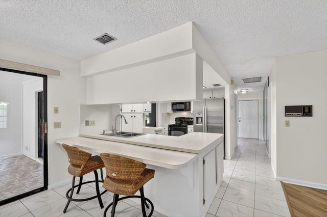 980 Ryanwood Drive, West Palm Beach, FL 33413