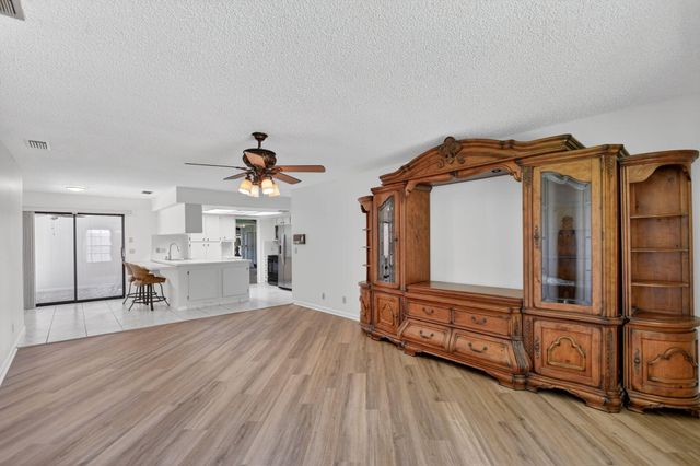 980 Ryanwood Drive, West Palm Beach, FL 33413