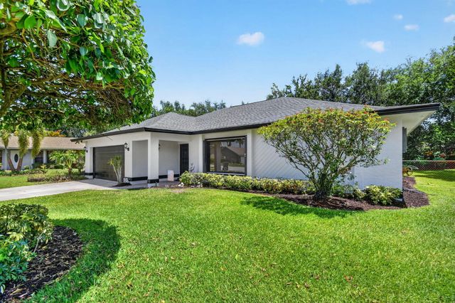 980 Ryanwood Drive, West Palm Beach, FL 33413