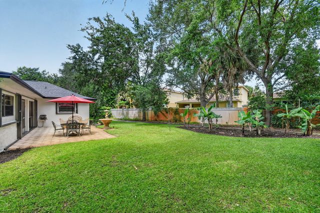 980 Ryanwood Drive, West Palm Beach, FL 33413