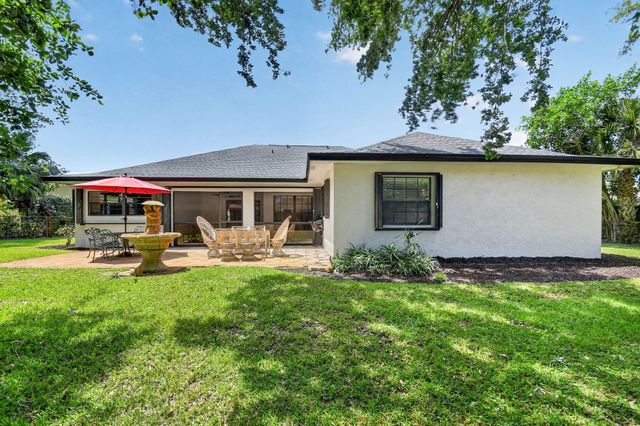 980 Ryanwood Drive, West Palm Beach, FL 33413