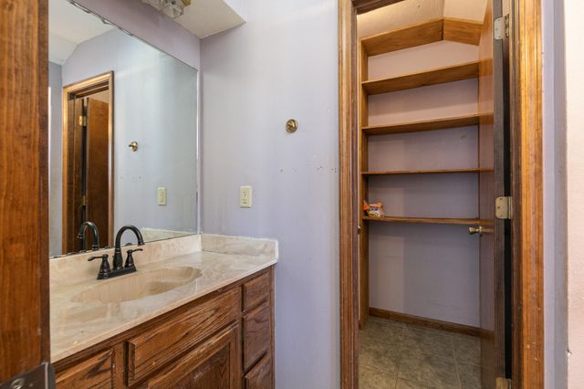 3859 S Cottage Avenue, Springfield, MO 65807