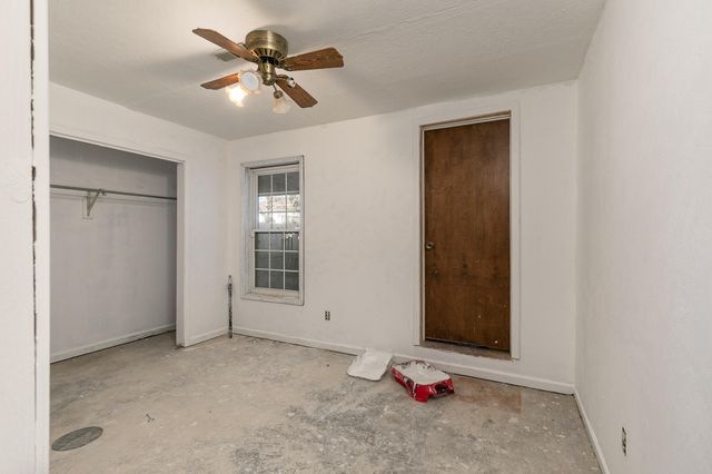 3859 S Cottage Avenue, Springfield, MO 65807