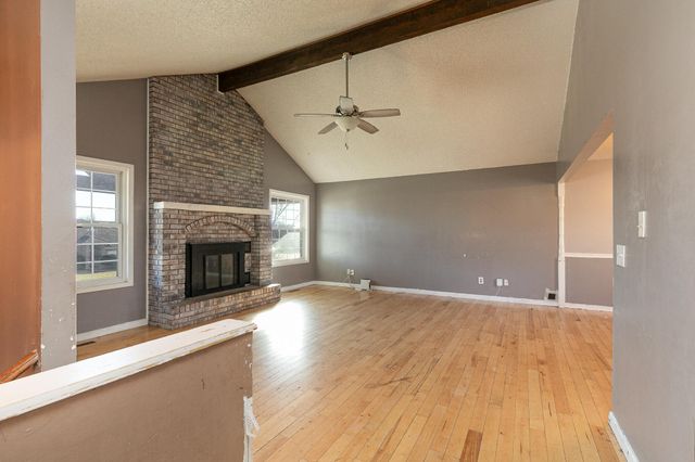 3859 S Cottage Avenue, Springfield, MO 65807