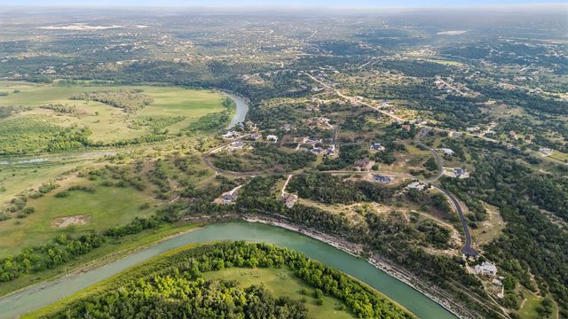 293 River Cliff PL, Spring Branch, TX 78070