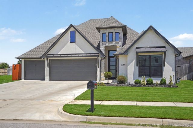 2065 E 136th Place S, Bixby, OK 74008