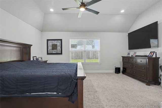 2065 E 136th Place S, Bixby, OK 74008