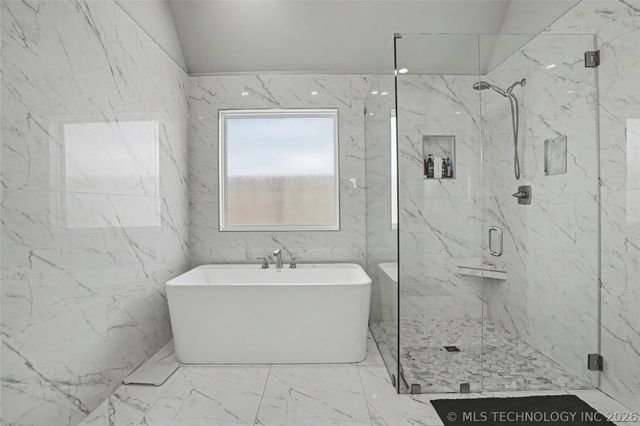 2065 E 136th Place S, Bixby, OK 74008