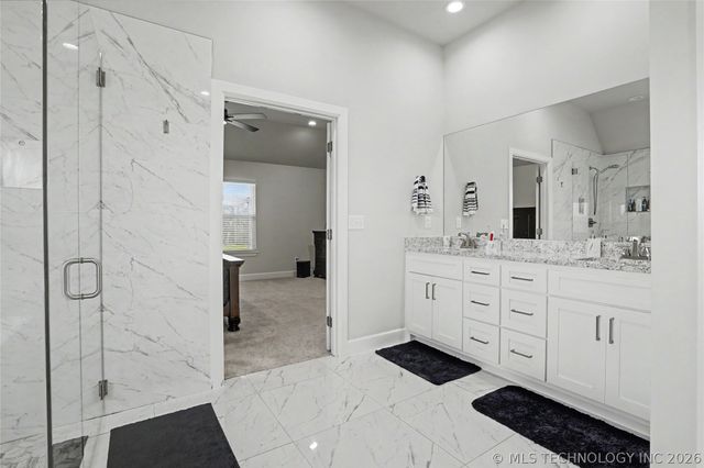 2065 E 136th Place S, Bixby, OK 74008