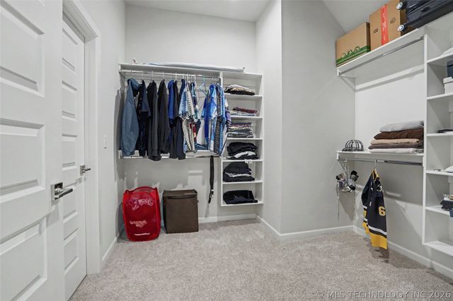 2065 E 136th Place S, Bixby, OK 74008