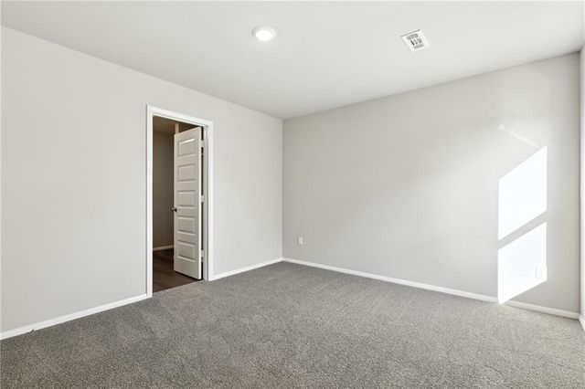 466 Rock Creek Drive, Tonganoxie, KS 66086