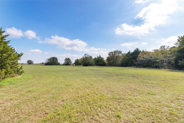 000 Friendship Road, Pilot Point, TX 76258