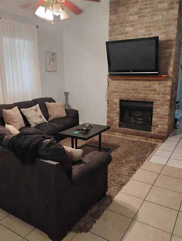 712 Atteberry Lane, Lancaster, TX 75146