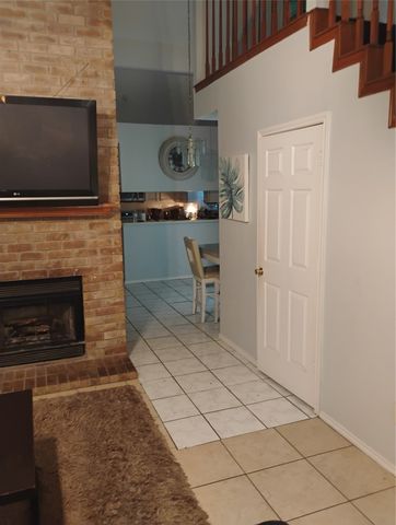 712 Atteberry Lane, Lancaster, TX 75146