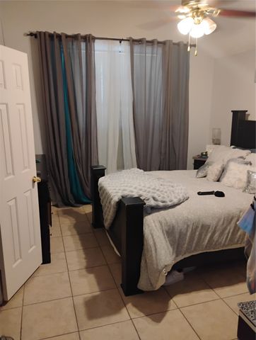 712 Atteberry Lane, Lancaster, TX 75146